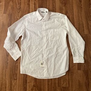 Van Heusen button shirt